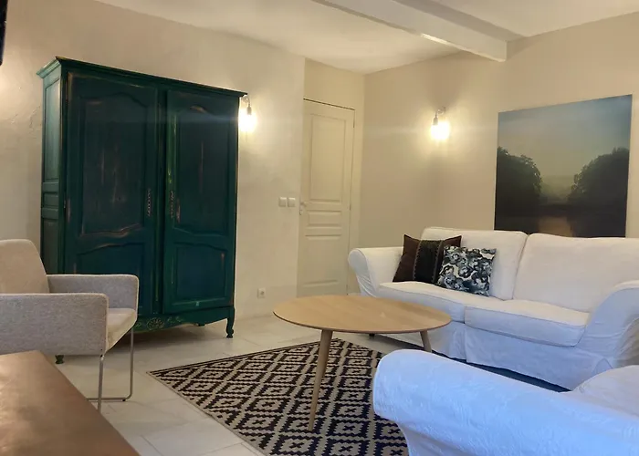 Апартаменты Mas Picagnol Oms